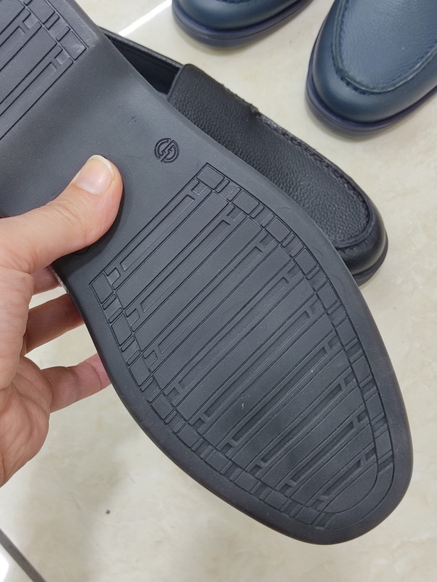 کالج مردانه چرم طبیعی مشکی و سرمه ای 40الی44